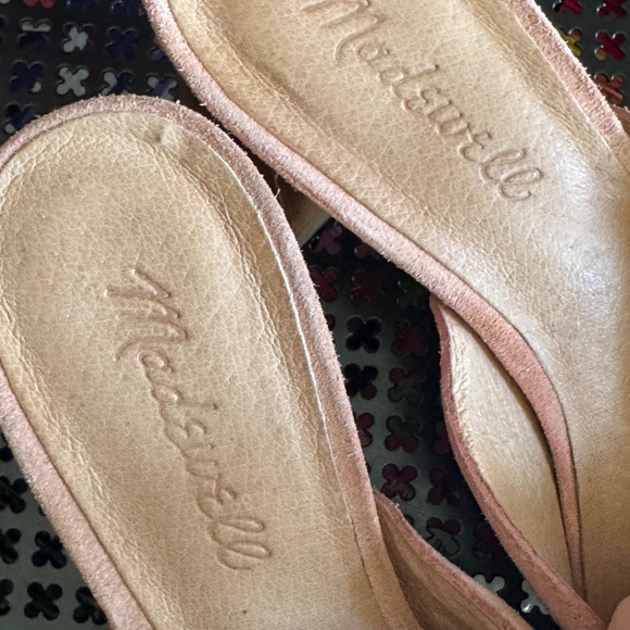 GORGE MAUVE SUEDE BLOCK HEELS. - Picture 2 of 4